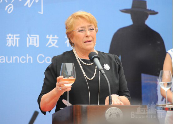 一帶一路”國際合作高峰論壇，智利總統(tǒng)攜智利紅酒訪華